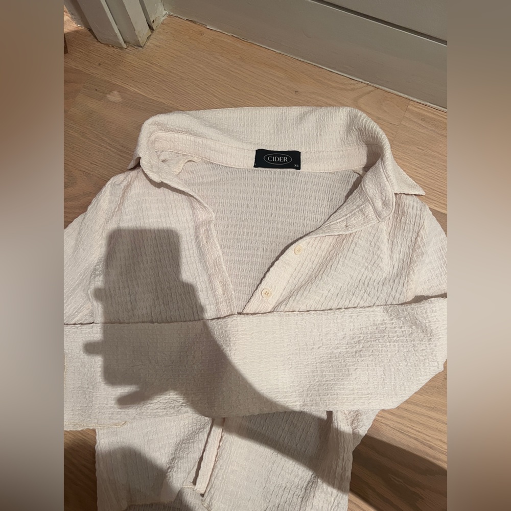 Cider white waffles button down